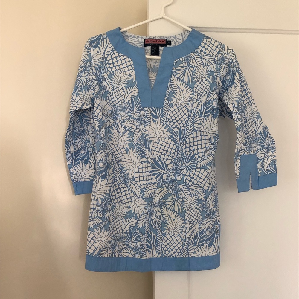 Vineyard Vines tunic